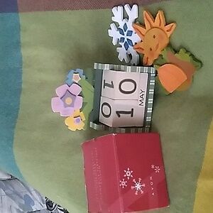 Avon Perpetual Seasonal Calendar Blocks Summer Spring Winter and Fall